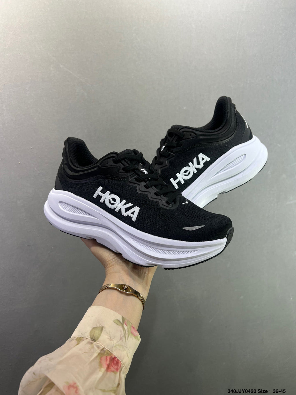 HOKA ONE ONE Bondi 9--1162013-2