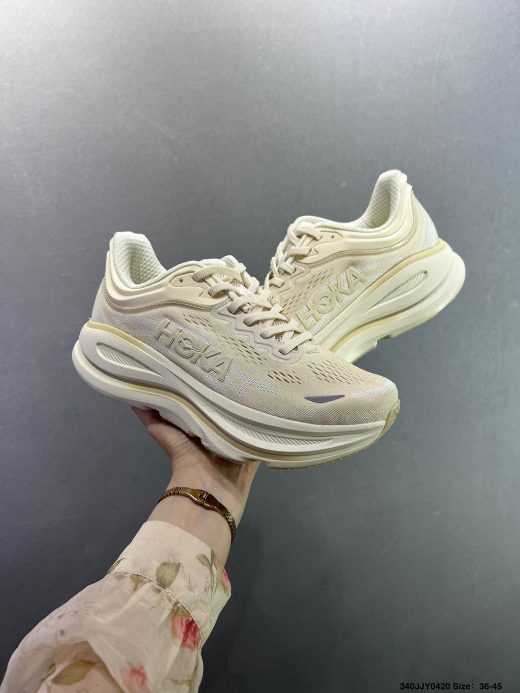 HOKA ONE ONE Bondi 9--1162013-7