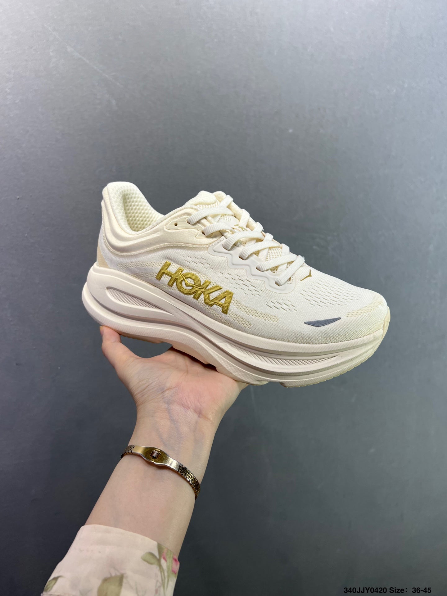 HOKA ONE ONE Bondi 9--1162013-9