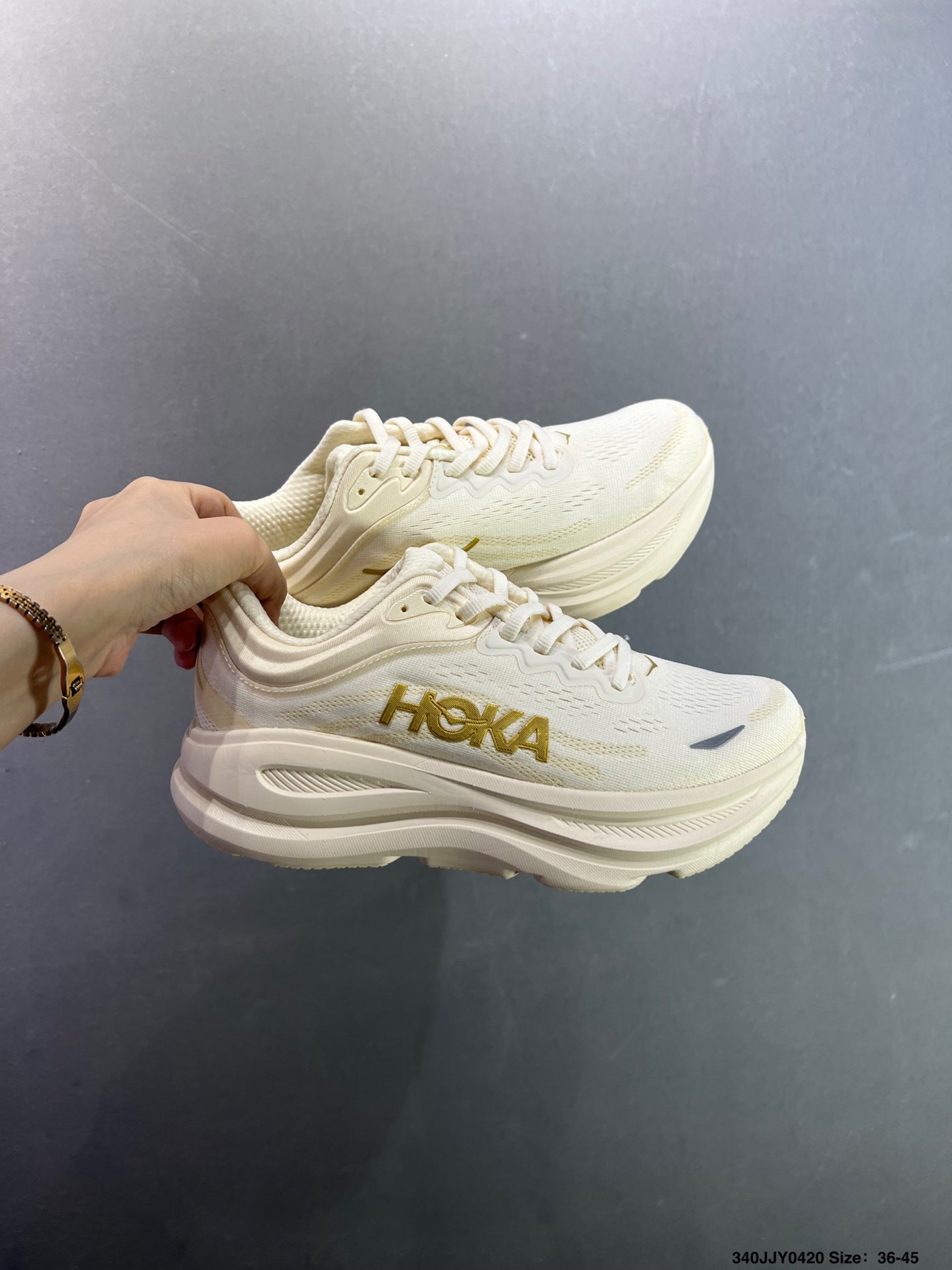 HOKA ONE ONE Bondi 9--1162013-9