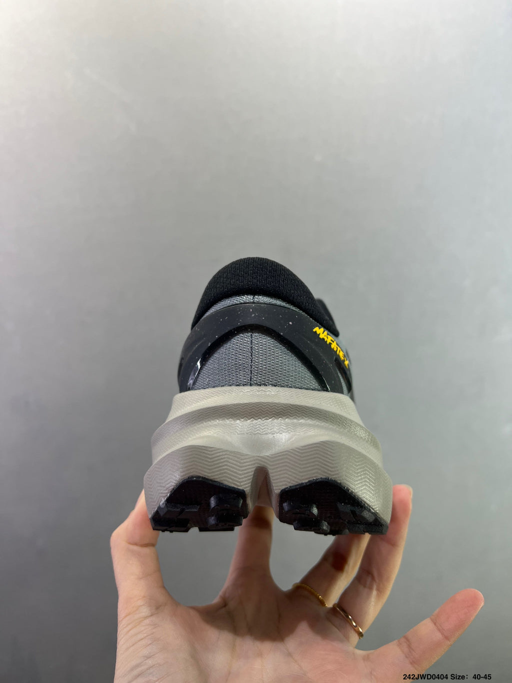 HOKA ONE ONE VIBRAM TOR TRAFA Comfortable, Non-Slip, Breathable Outdoor Trail Running Shoes--1016311-3