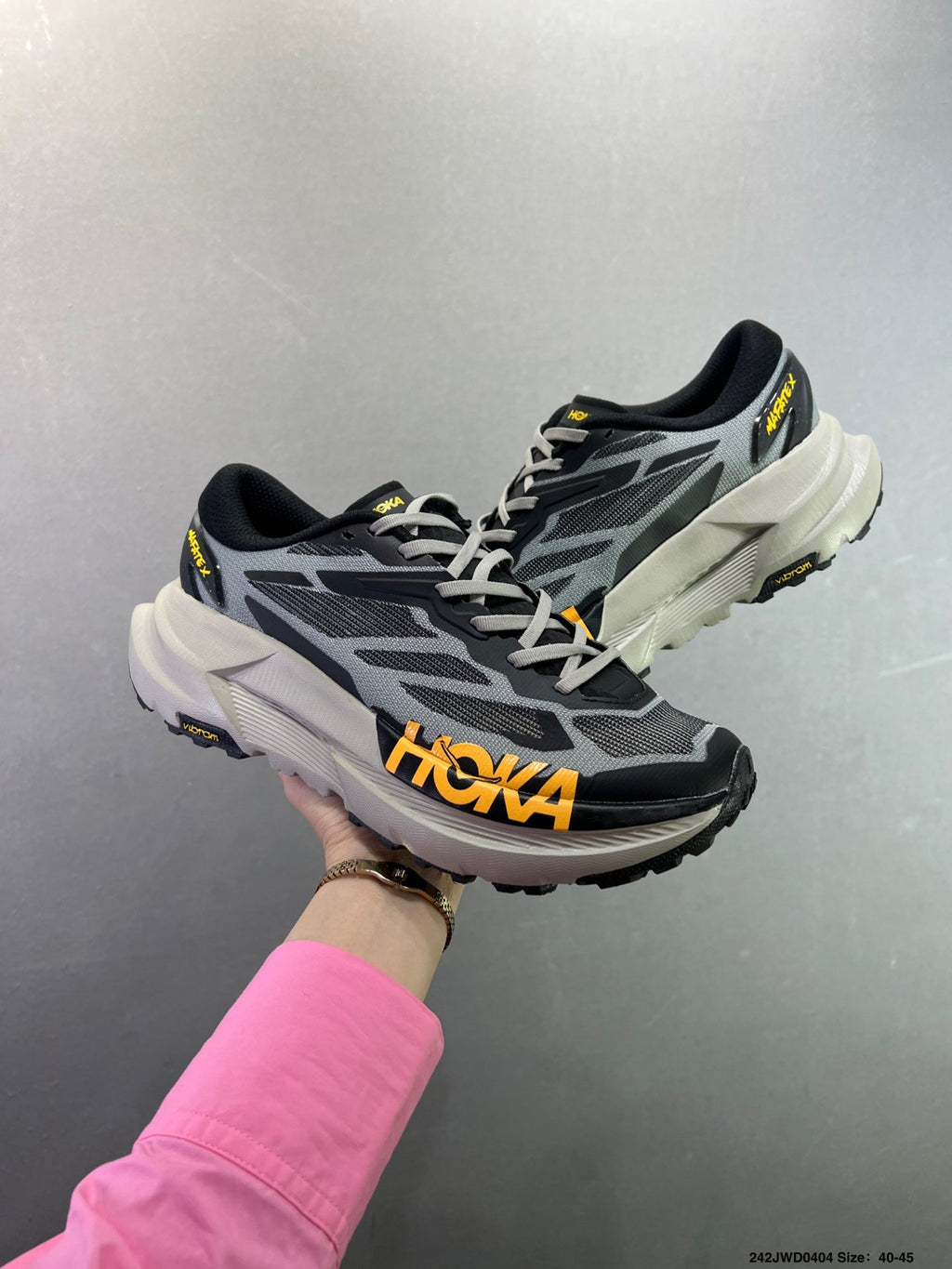 HOKA ONE ONE VIBRAM TOR TRAFA Comfortable, Non-Slip, Breathable Outdoor Trail Running Shoes--1016311-3
