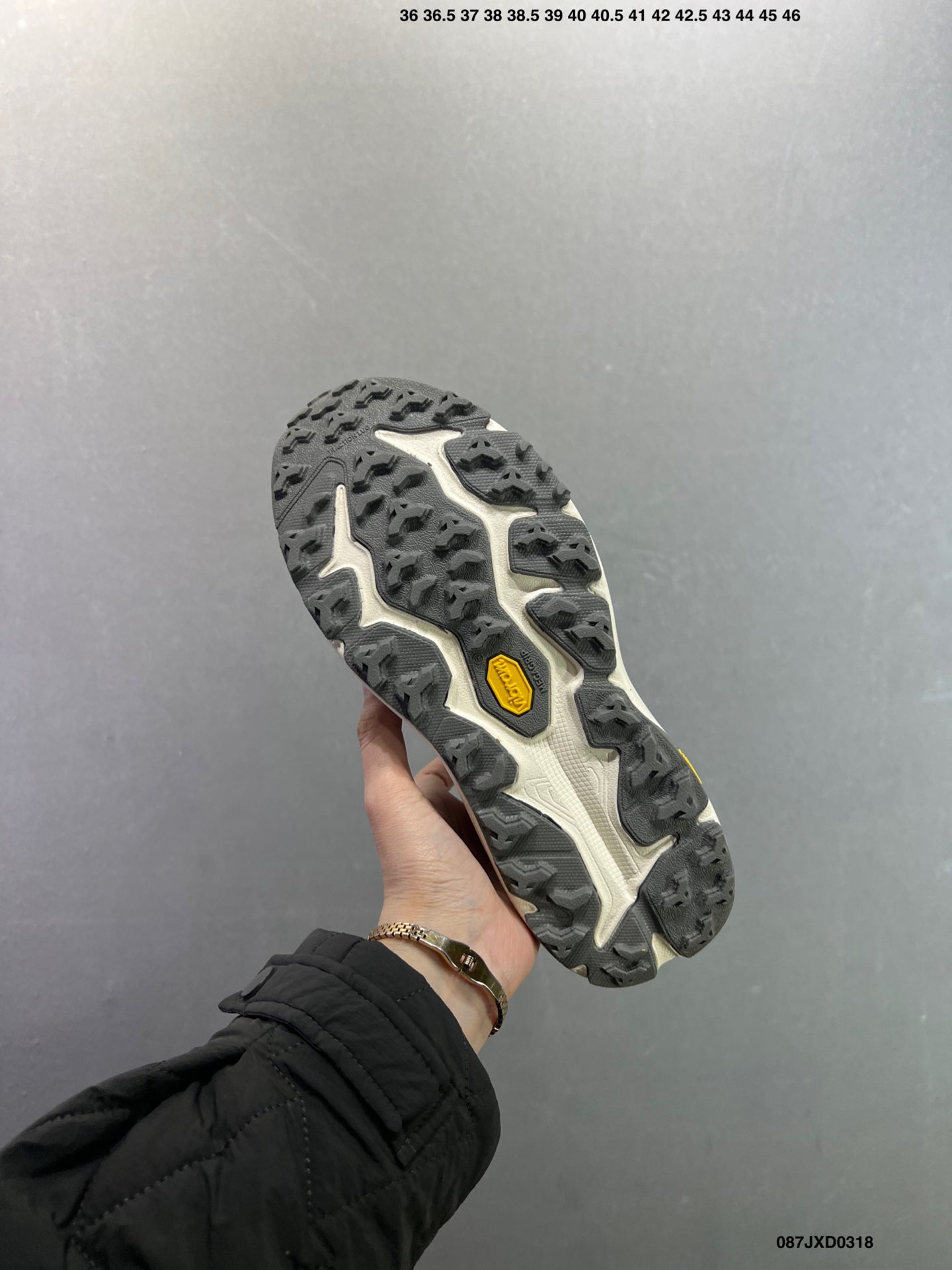 HOKA SPEEDGOAT 6 Lightweight Low-Top Outdoor Trail Running Shoes --1147791