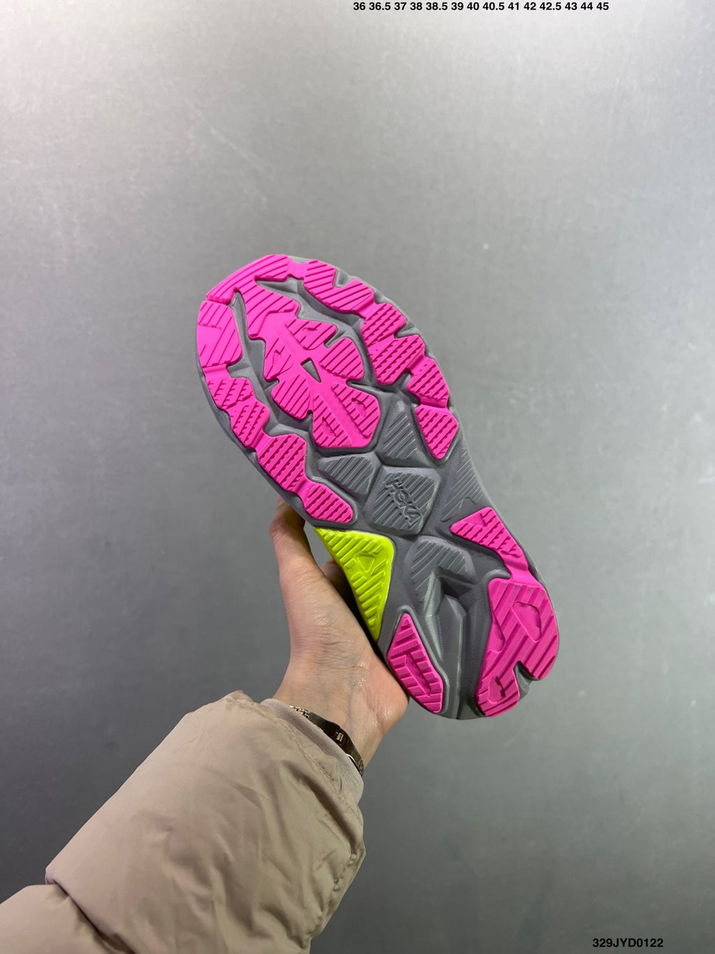 HOKA ONE ONE M ARAHI 8 --1168691