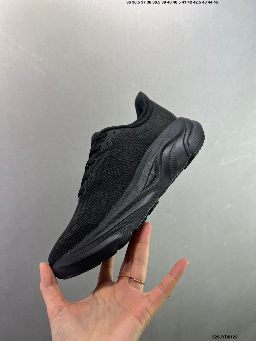 HOKA ONE ONE M ARAHI 8 --1168691 -2