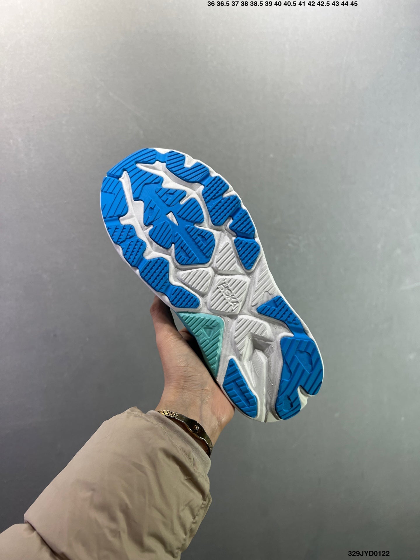 HOKA ONE ONE M ARAHI 8 --1168691 -1