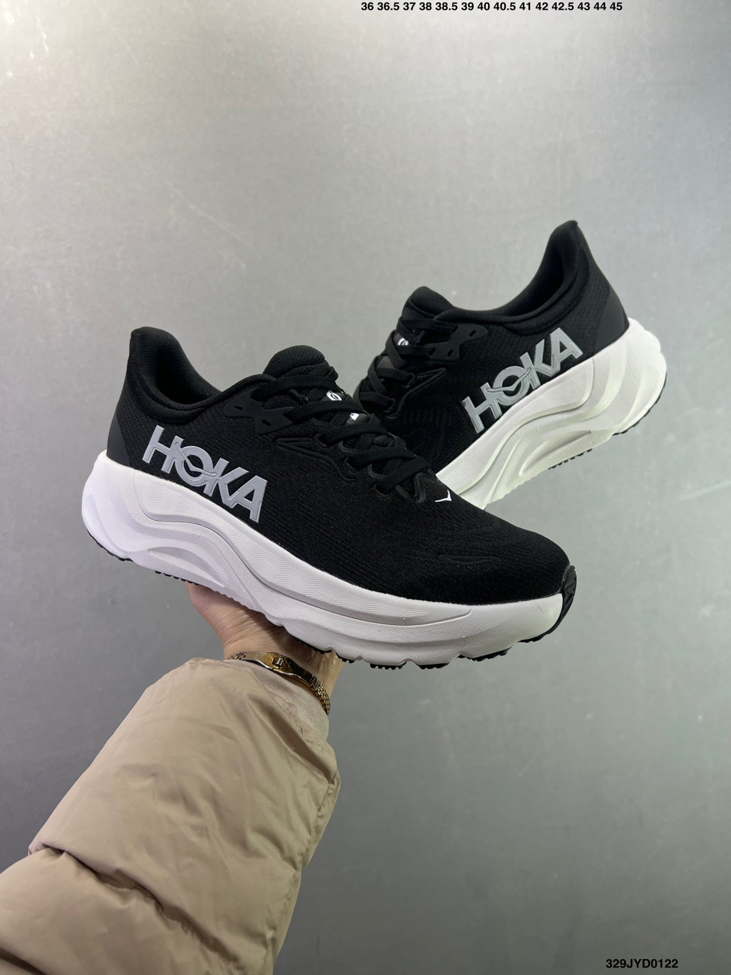 HOKA ONE ONE M ARAHI 8 --1168691 -3